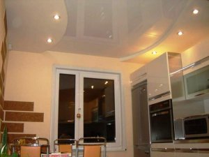 Дизайн потолков из гипсокартона на кухне: выбираем фактуру и освещение
